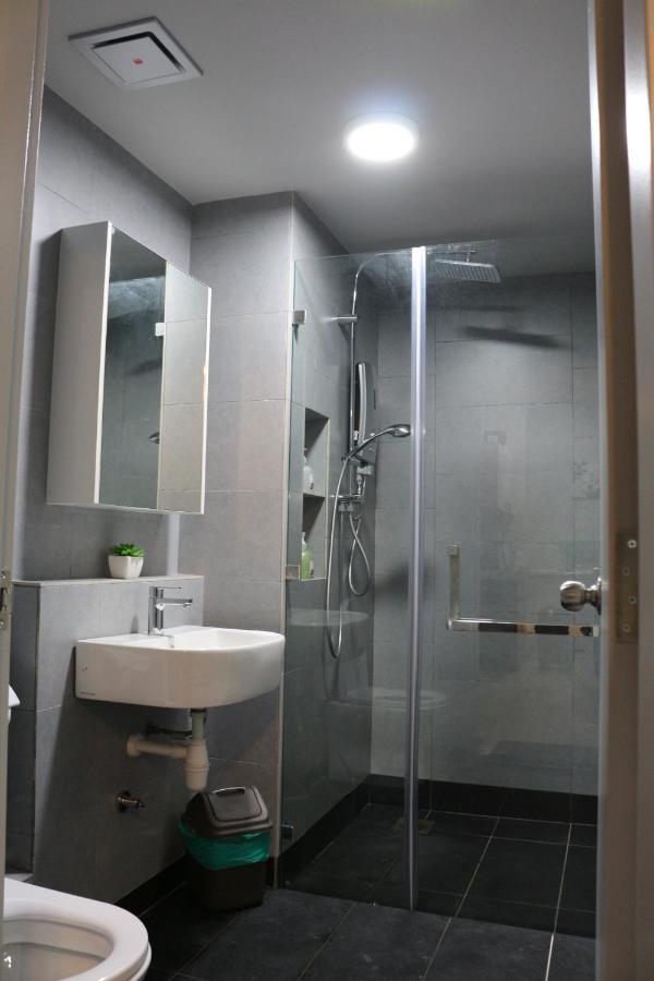 Mlh Designer Suites @ Jesselton Quay Citypads Кота-Кинабалу Экстерьер фото